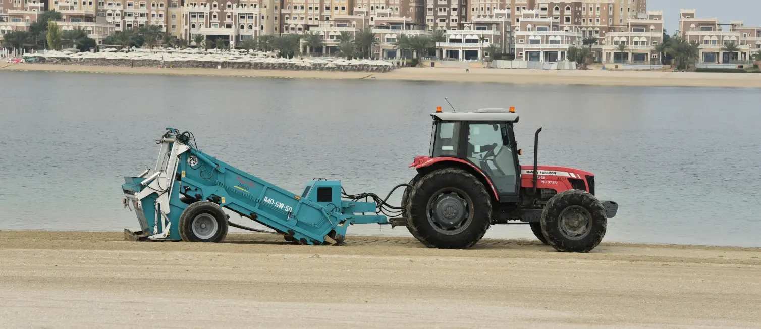 Lake maintenance for healthy attractive water features