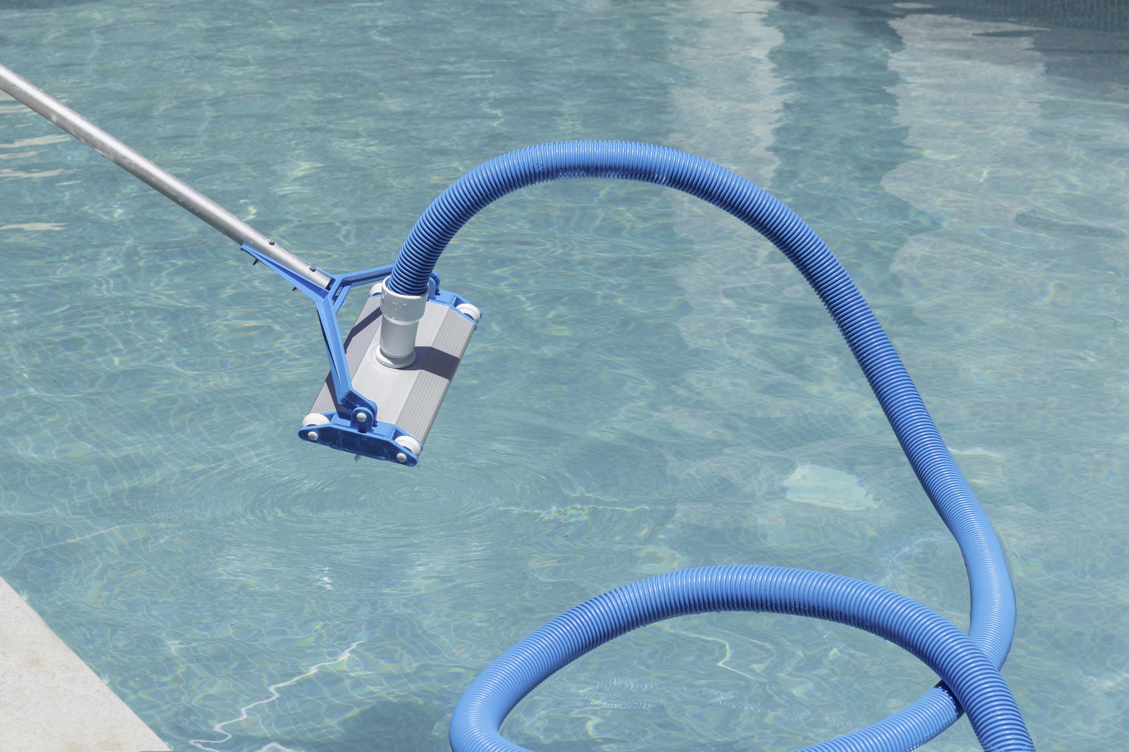Swimming Pool Cleaning